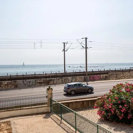 River View Luxury Apartment *